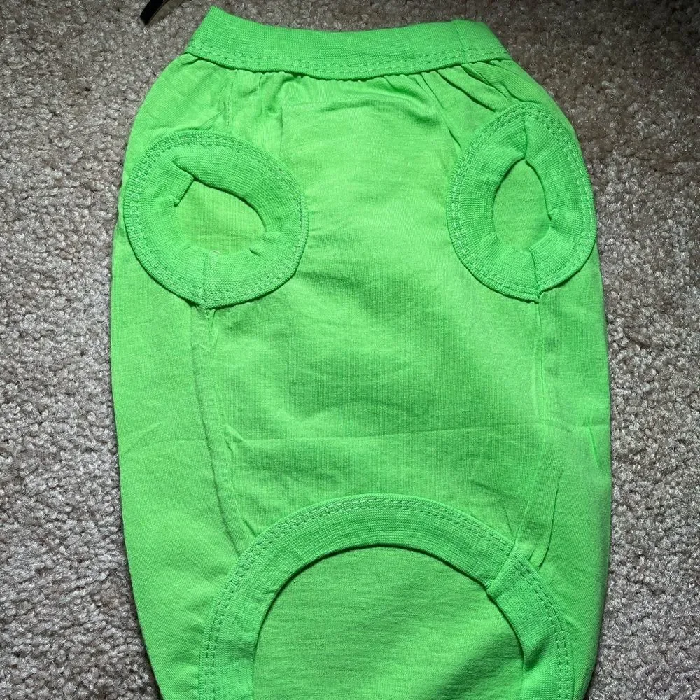 Handcrafted green Funny Dog Tshirt, Dog‎ Clothing, dog apparel, Pet clothes, med